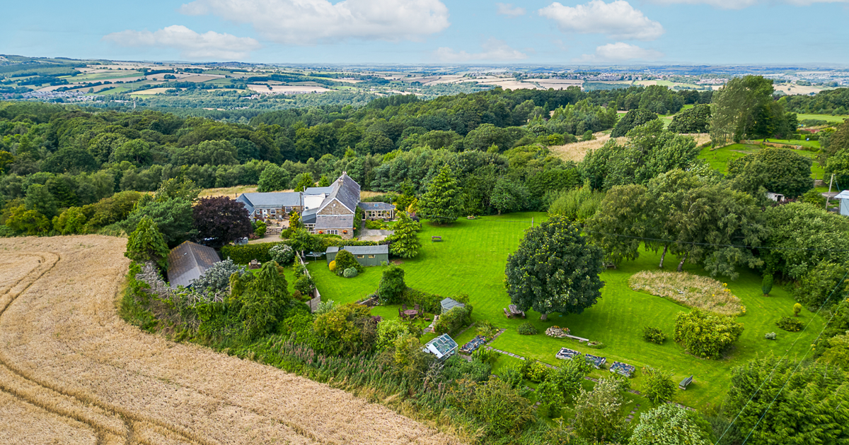 See Inside 17th Century East Byermoor Cottage for Sale Near Newcastle