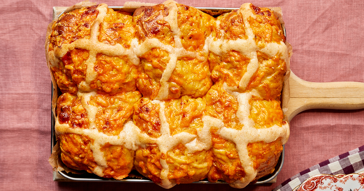 How to make Cheese and Chilli Hot Cross Buns | Living North
